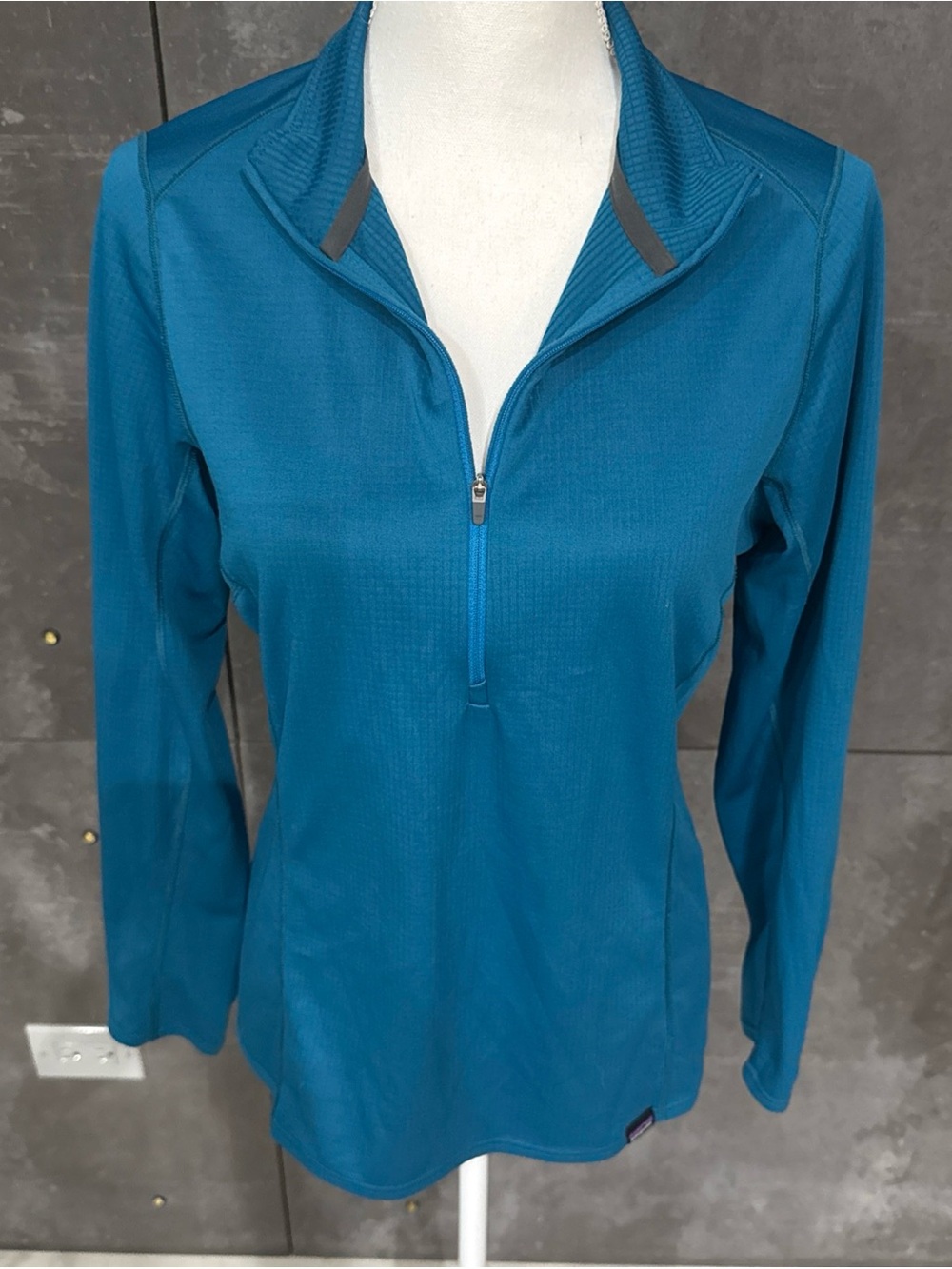 Patagonia Teal Quarter-Zip Lightweight Pullover
